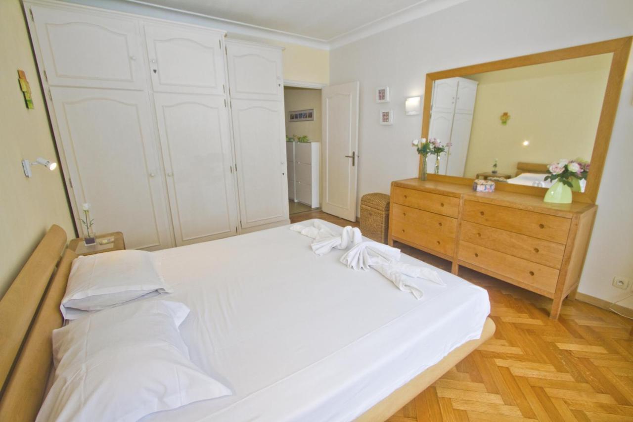 Top Floor Miramar Sea Front Apartment Ница Екстериор снимка